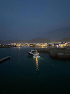 Modern Seaside Apartment, Aqaba